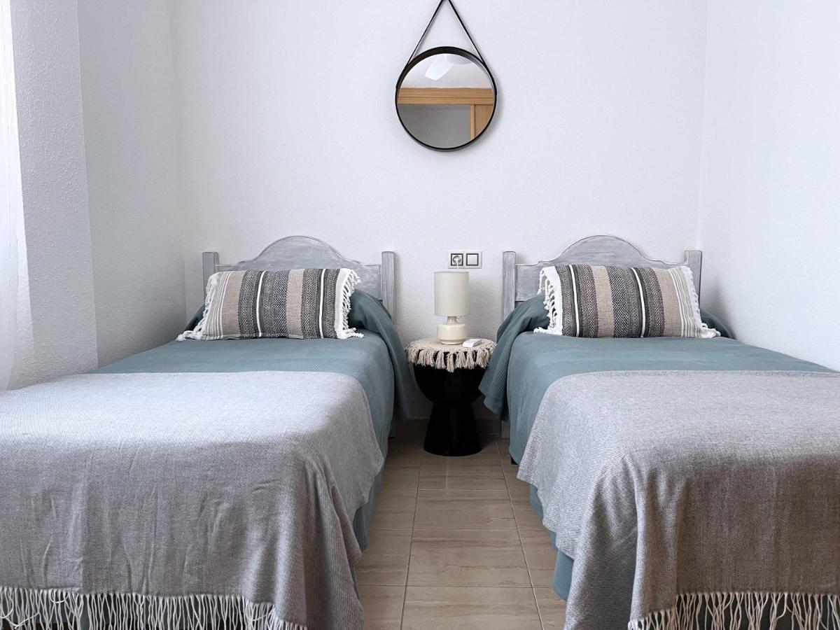 La Pereta Immaculate Quiet House Free Parking Daire Málaga Dış mekan fotoğraf