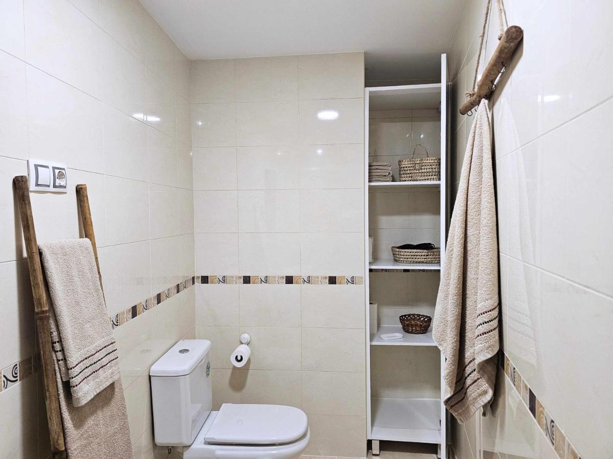 La Pereta Immaculate Quiet House Free Parking Daire Málaga Dış mekan fotoğraf