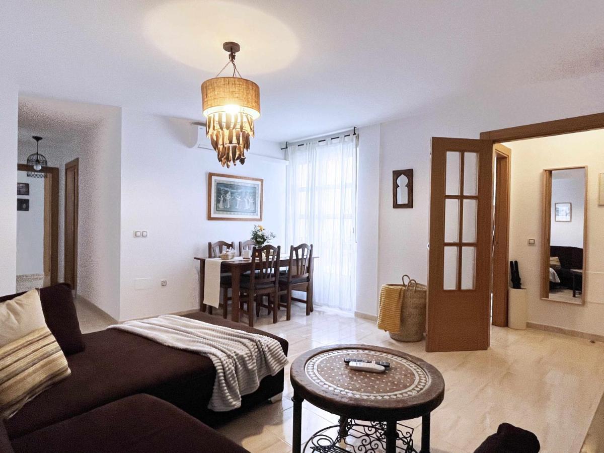 La Pereta Immaculate Quiet House Free Parking Daire Málaga Dış mekan fotoğraf