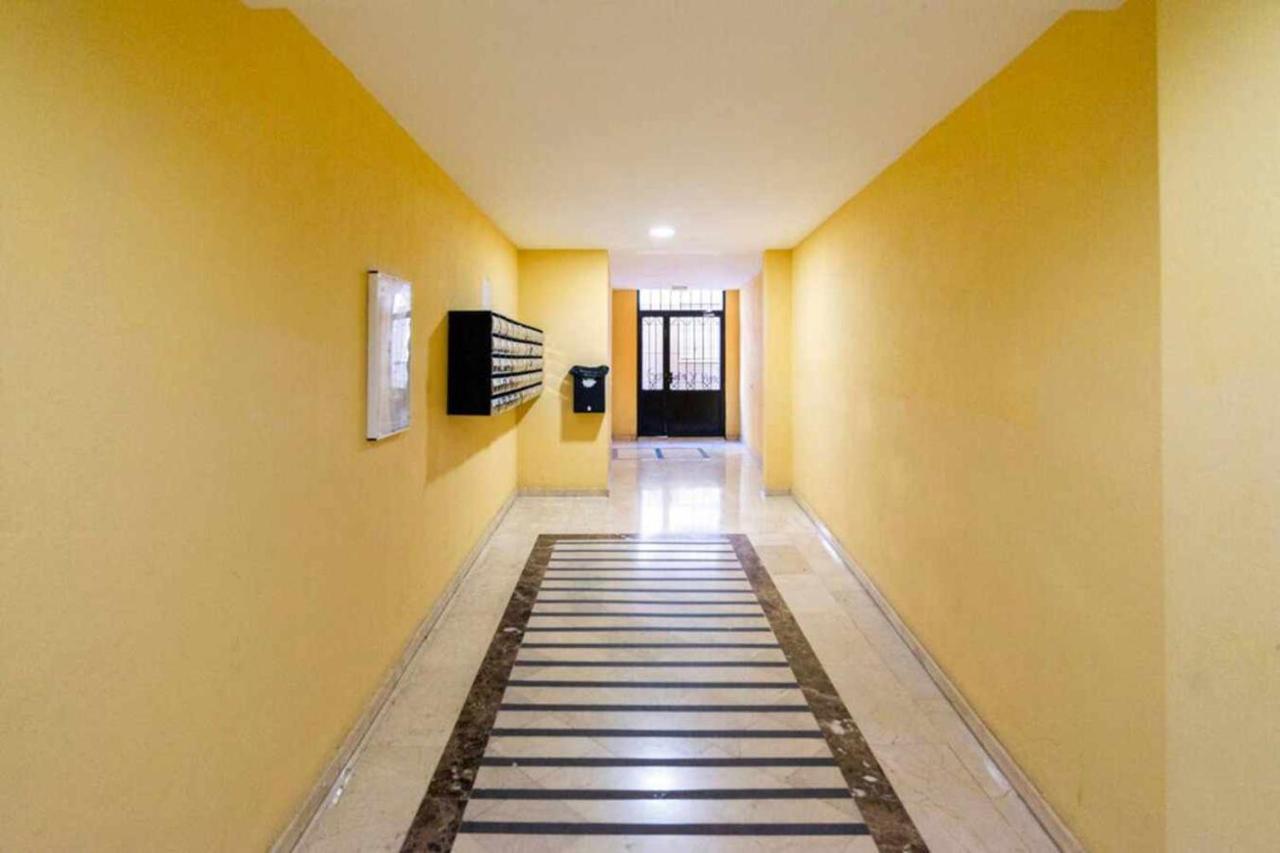 La Pereta Immaculate Quiet House Free Parking Daire Málaga Dış mekan fotoğraf