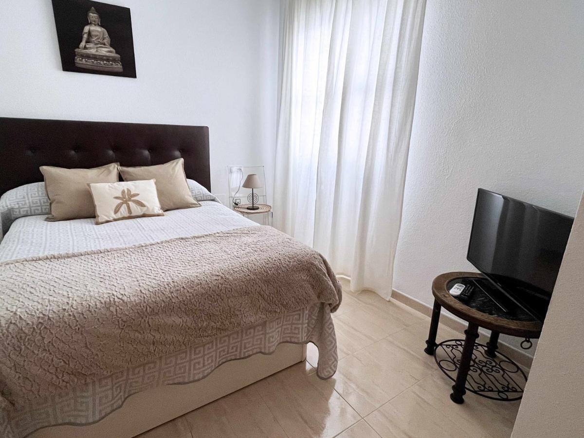 La Pereta Immaculate Quiet House Free Parking Daire Málaga Dış mekan fotoğraf
